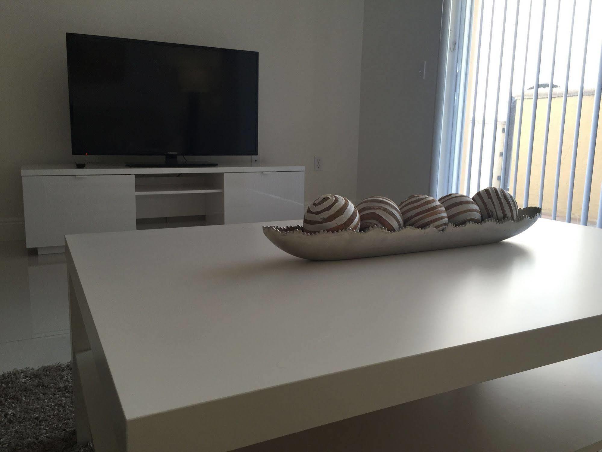 Lyx Suites At Merrick Park In קוראל גייבלס מראה חיצוני תמונה