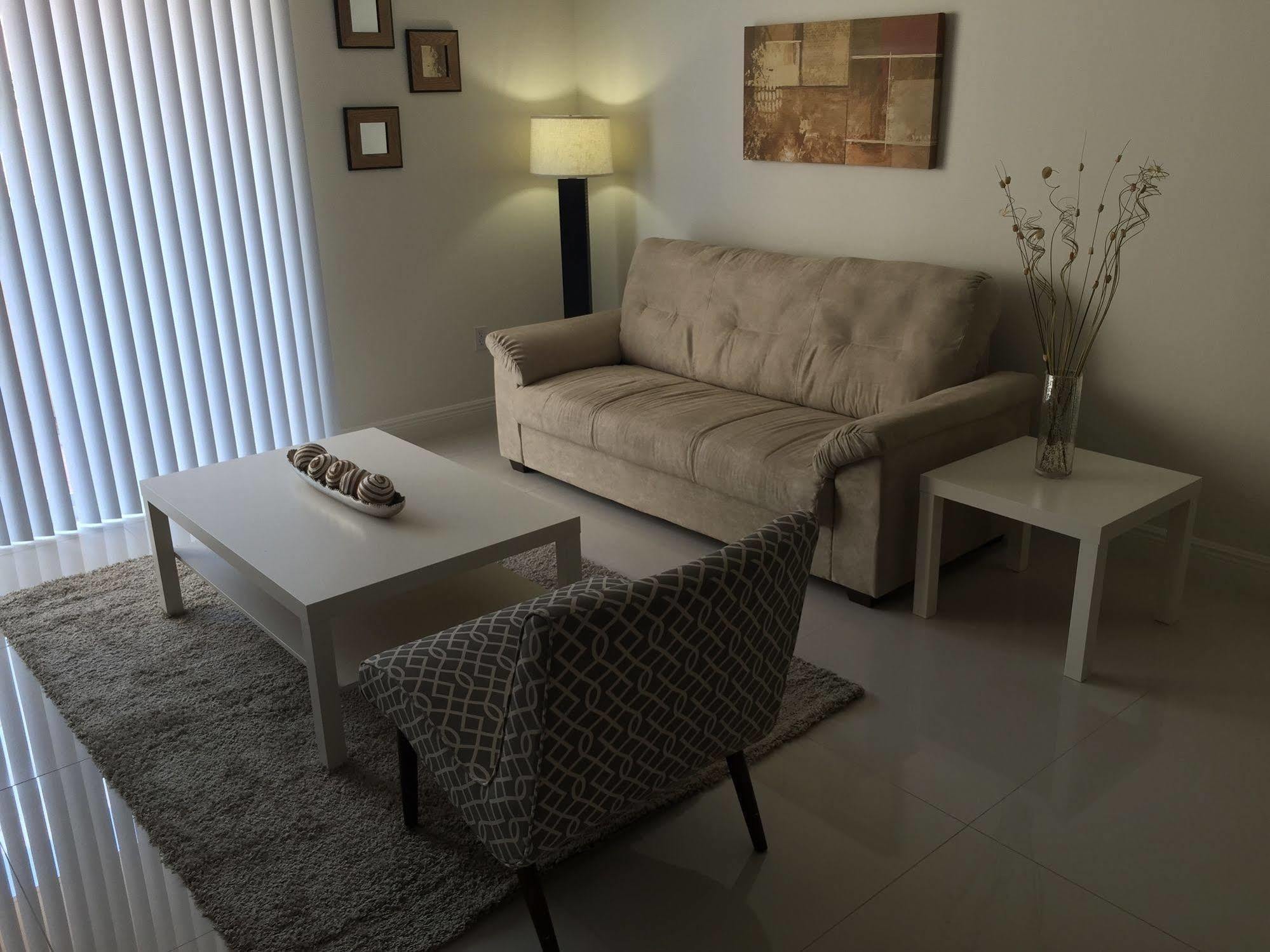 Lyx Suites At Merrick Park In קוראל גייבלס מראה חיצוני תמונה